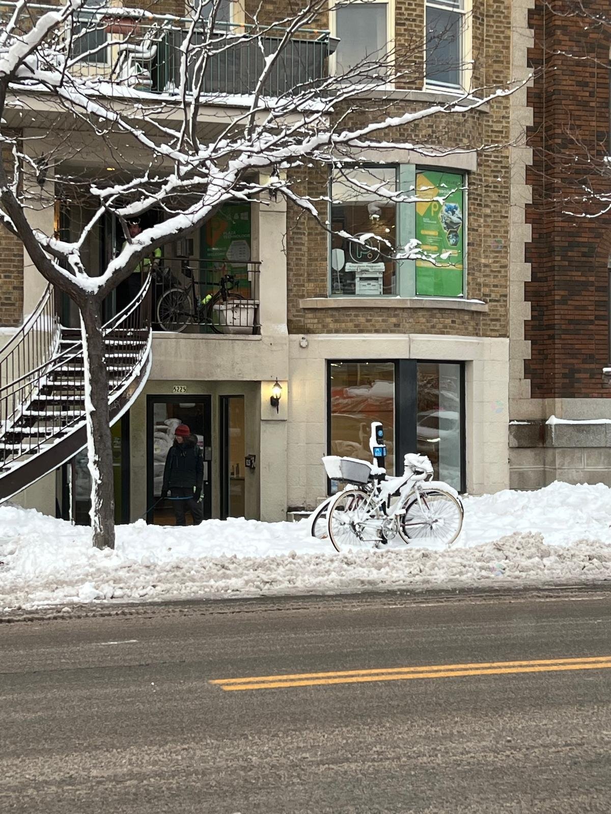 Façade - 5225 Av. Du Parc, Montréal (Le Plateau-Mont-Royal), QC - Outdoor