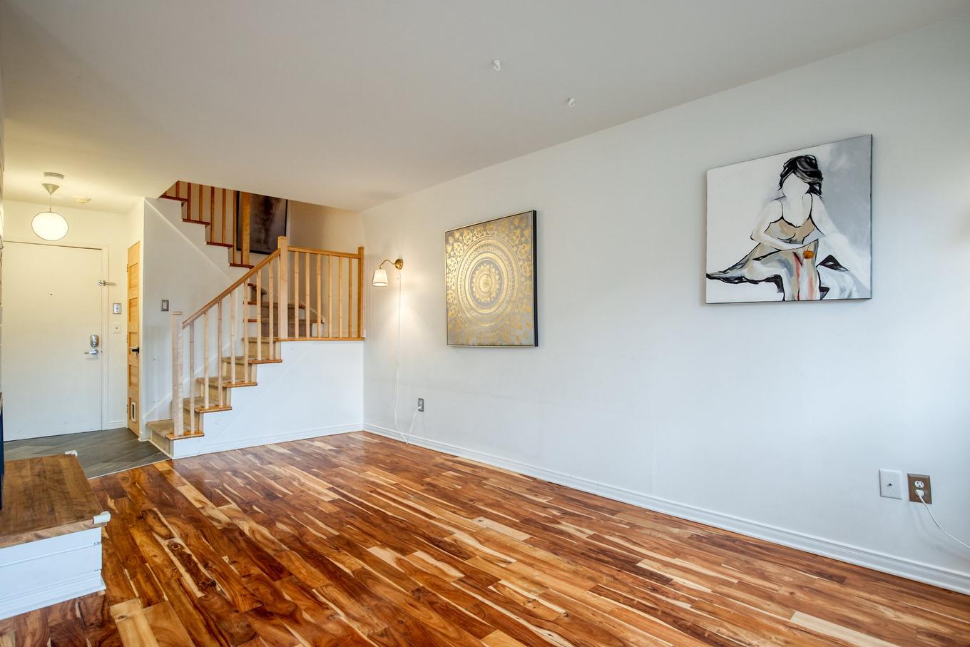 Salon - 64-1825 Rue Dunant, Saint-Bruno-De-Montarville, QC - Indoor Photo Showing Other Room