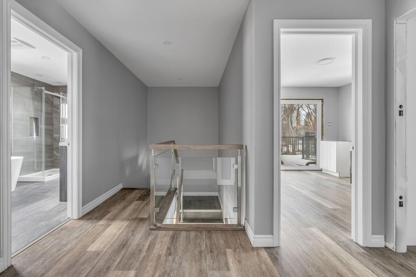 Staircase - 99 Rue Pascal-Mercier, Berthier-Sur-Mer, QC - Indoor Photo Showing Other Room