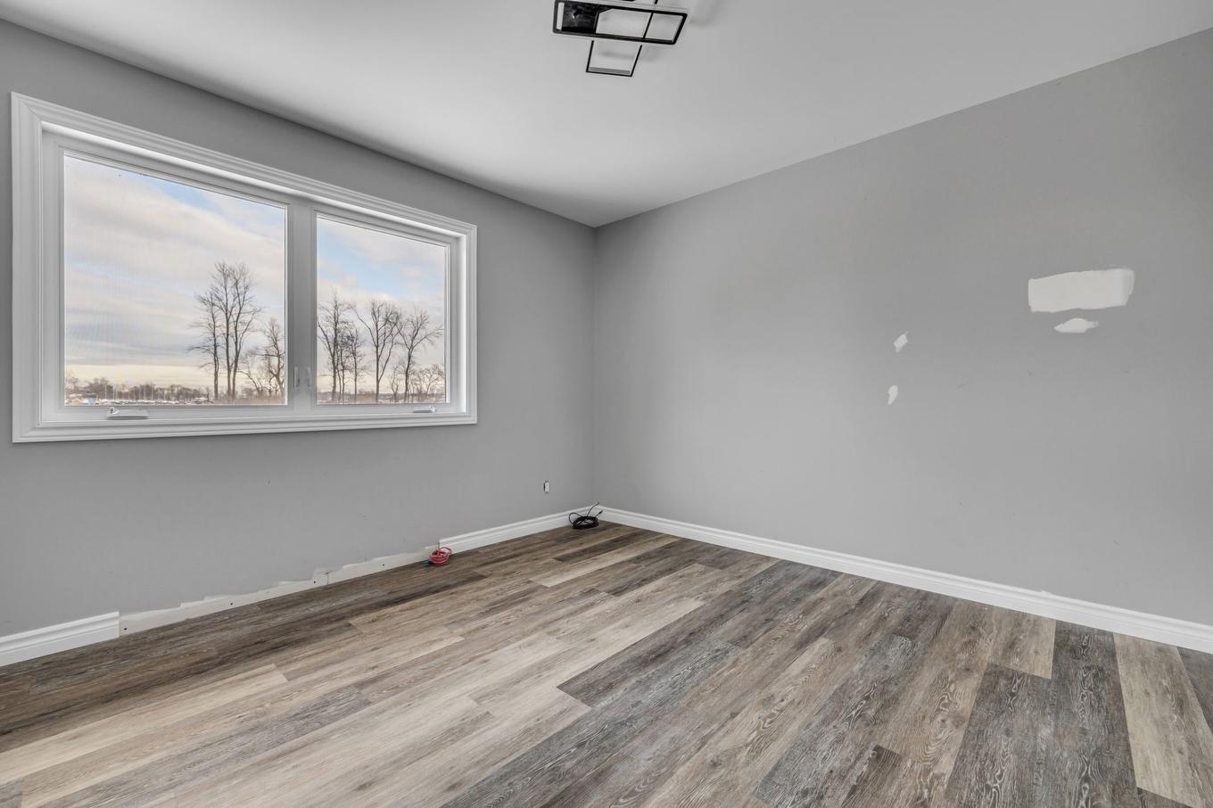 Bedroom - 99 Rue Pascal-Mercier, Berthier-Sur-Mer, QC - Indoor Photo Showing Other Room