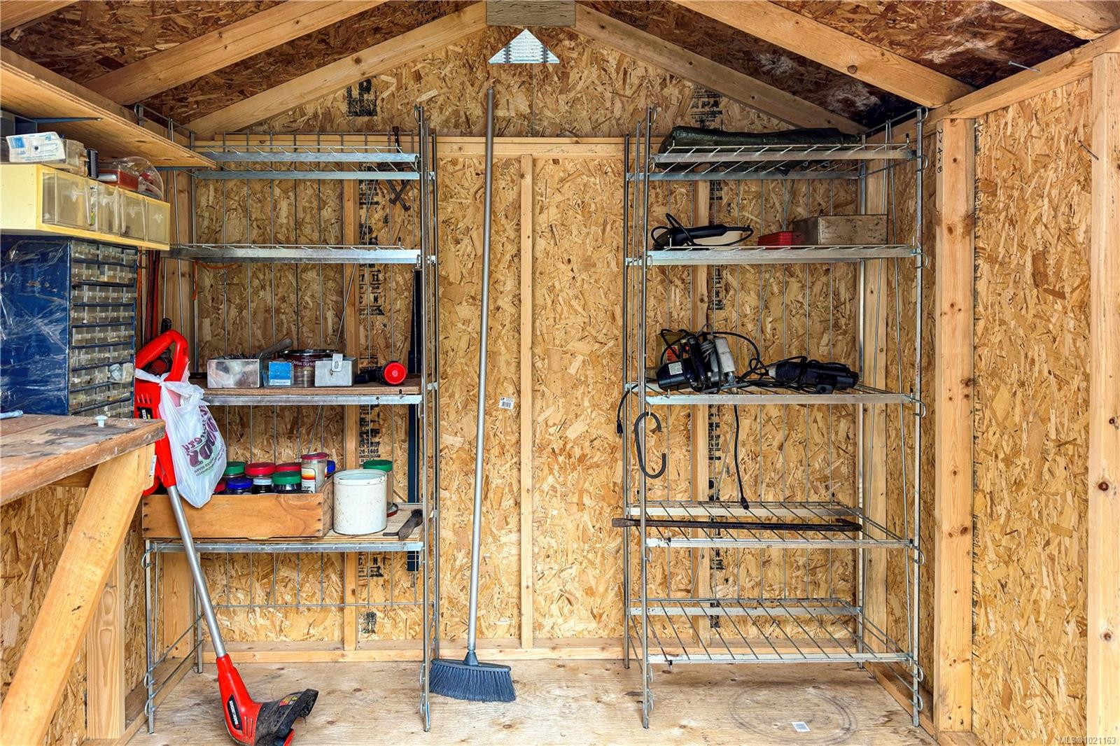 2732 Apple Dr, Campbell River, BC