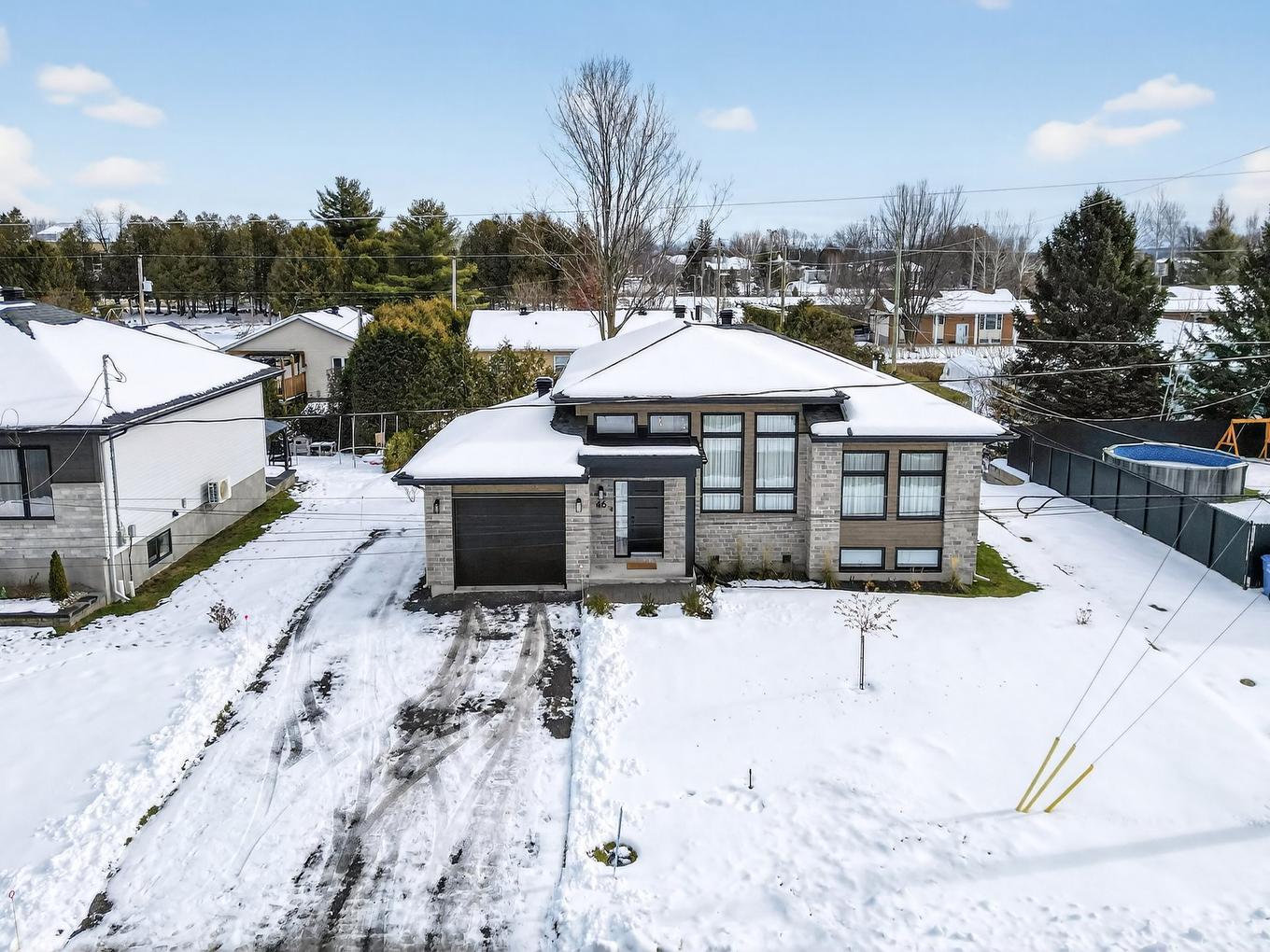 Aerial photo - 46 Rue St-Émilion, Brownsburg-Chatham, QC - Outdoor