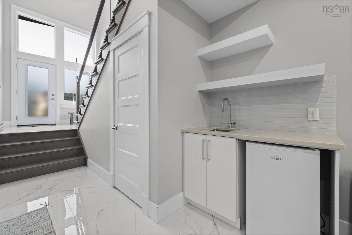 15 Theresa Mcneil Grove, Halifax, NS