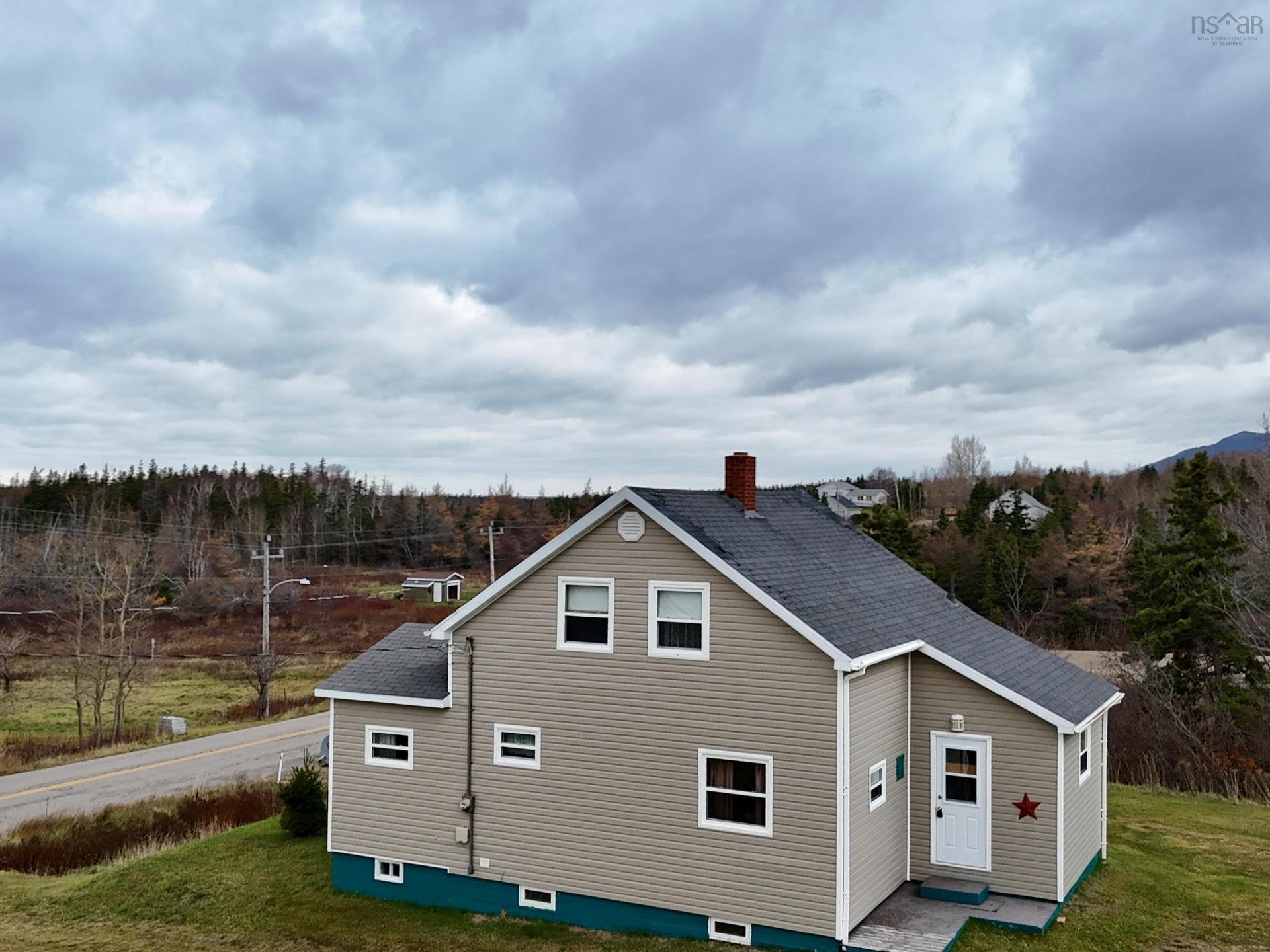 1266 Back Road, Chéticamp, NS