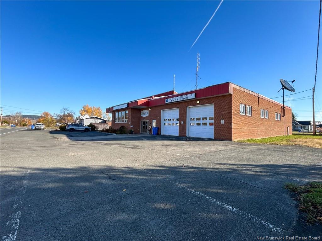 20 Savoie Rue, Eel River Crossing, NB