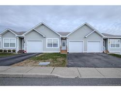 8 Saint Peters CRT Saint John, NB E2K 5N4