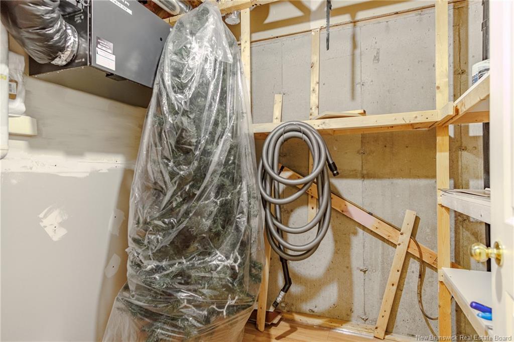 8 Saint Peters Crt, Saint John, NB