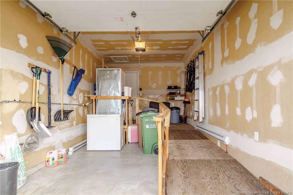 8 Saint Peters Crt, Saint John, NB