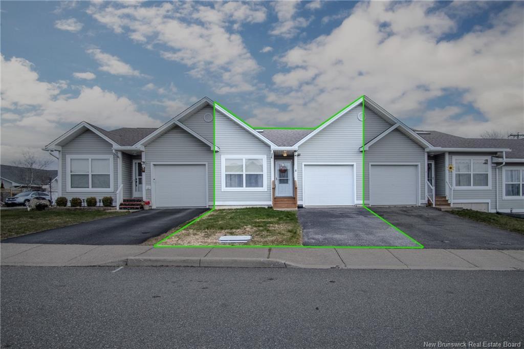 8 Saint Peters Crt, Saint John, NB