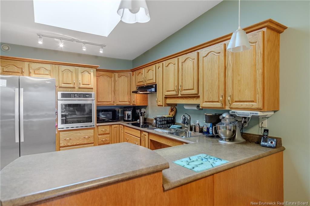 8 Saint Peters Crt, Saint John, NB