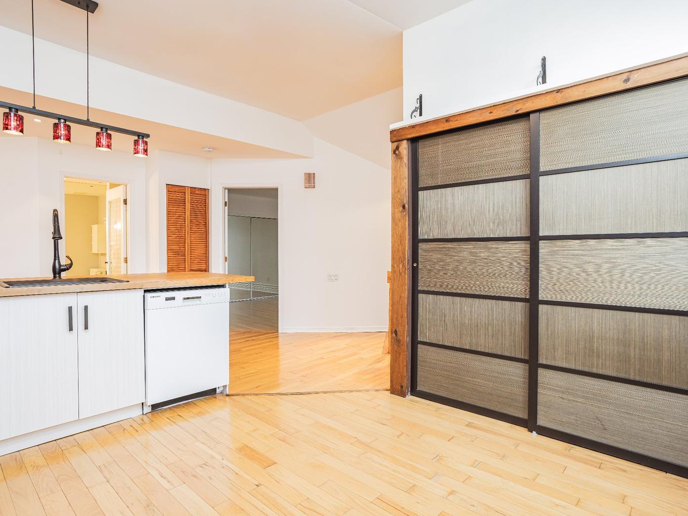 Cuisine - 203-807 Rue Pie-Xii, Vaudreuil-Dorion, QC - Indoor Photo Showing Kitchen