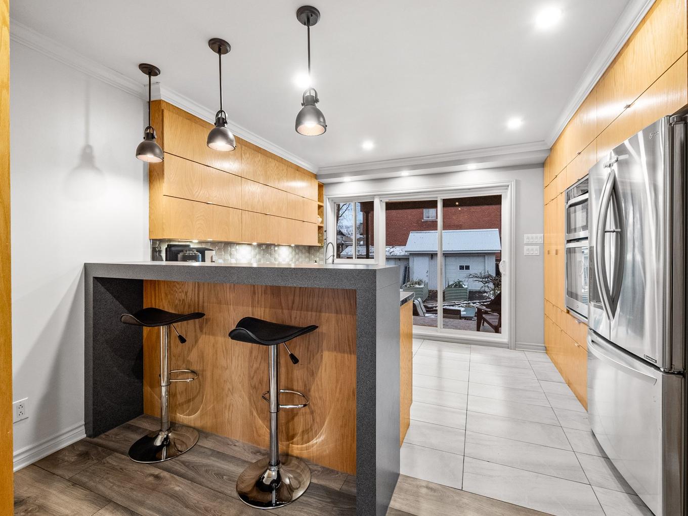 Kitchen - 590 - 592B 4E Avenue (P.-A.-T.), Montréal (Rivière-Des-Prairies/Pointe-Aux-Trembles), QC - Indoor Photo Showing Kitchen