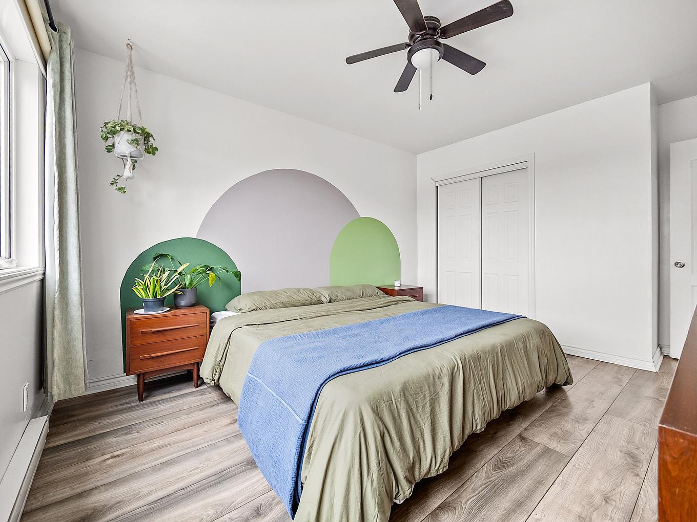 Primary bedroom - 590 - 592B 4E Avenue (P.-A.-T.), Montréal (Rivière-Des-Prairies/Pointe-Aux-Trembles), QC - Indoor Photo Showing Bedroom