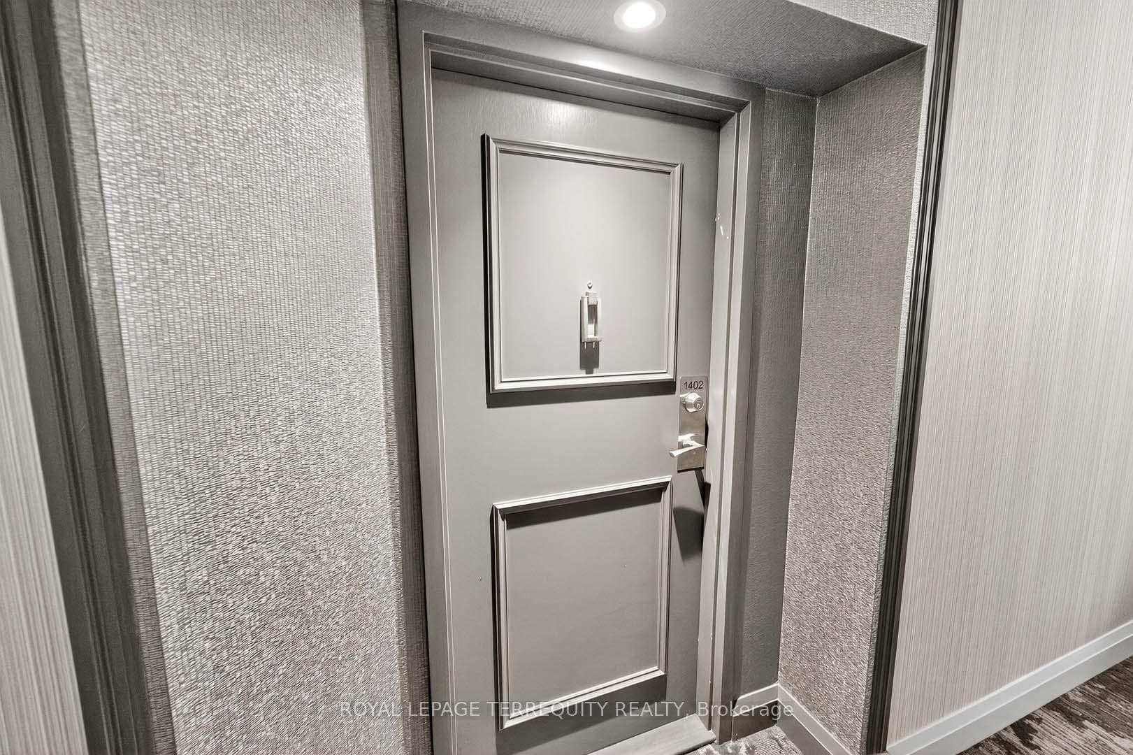 1402-110 Promenade Circle, Vaughan, ON - Indoor