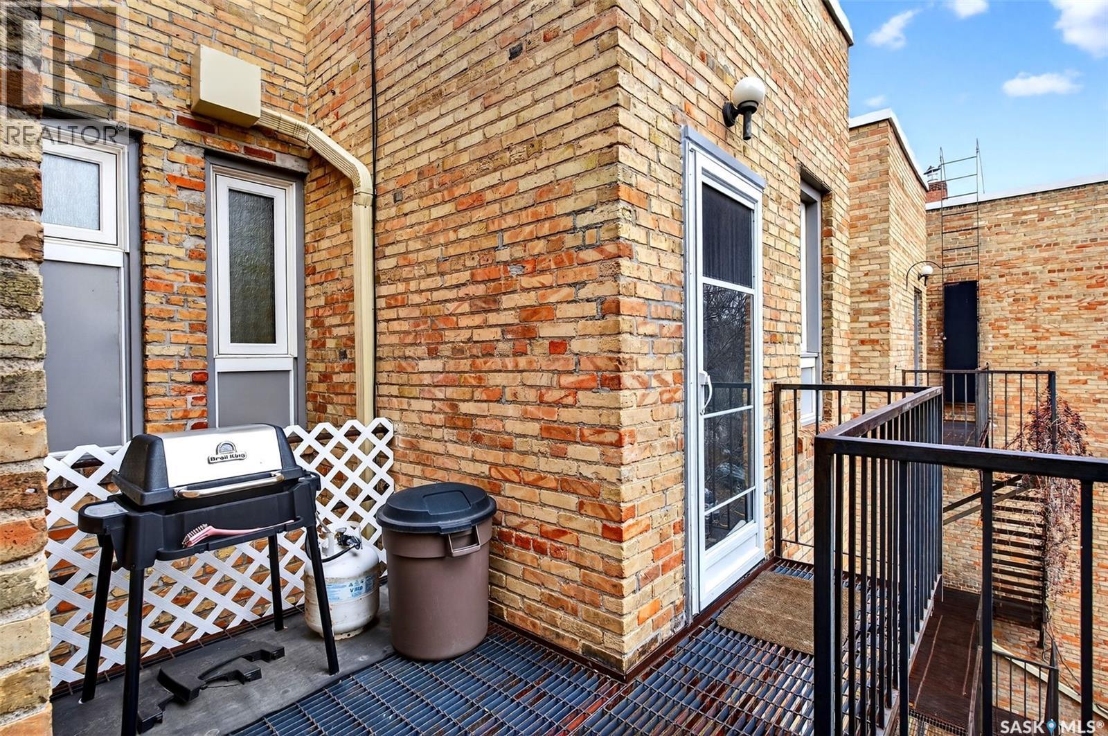 304 2925 14Th Avenue, Regina, SK - Outdoor