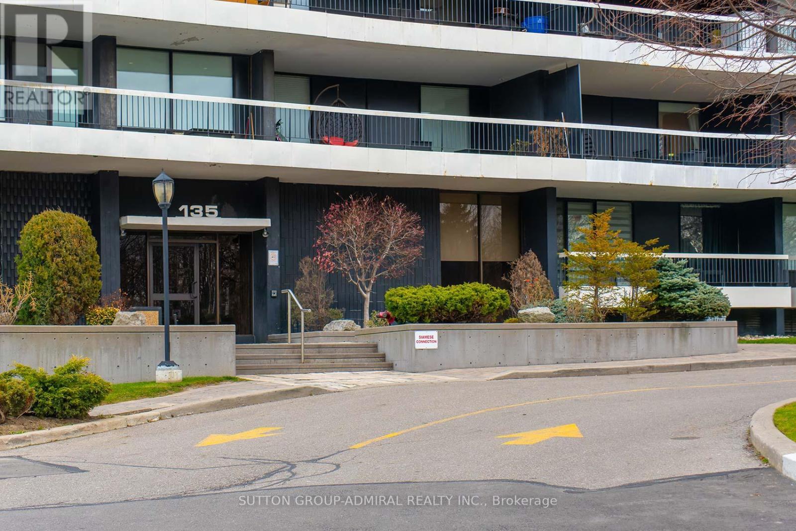 601 - 135 Antibes Drive, Toronto, ON - Outdoor With Balcony With Facade