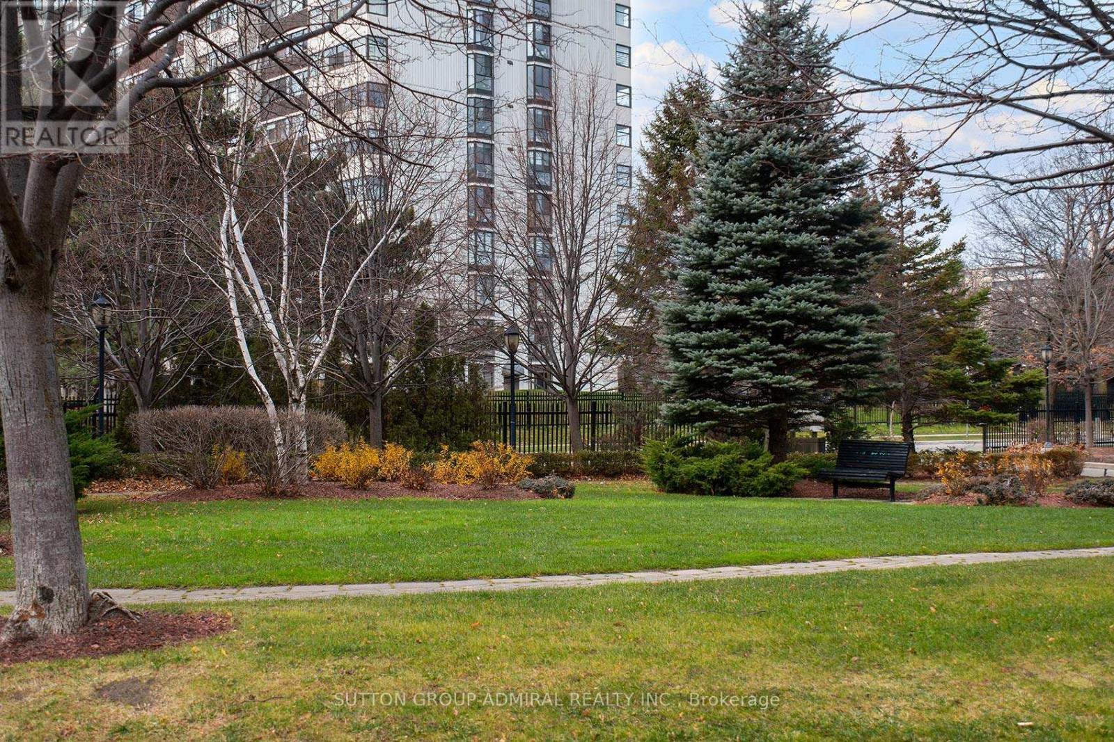 601 - 135 Antibes Drive, Toronto, ON - Outdoor