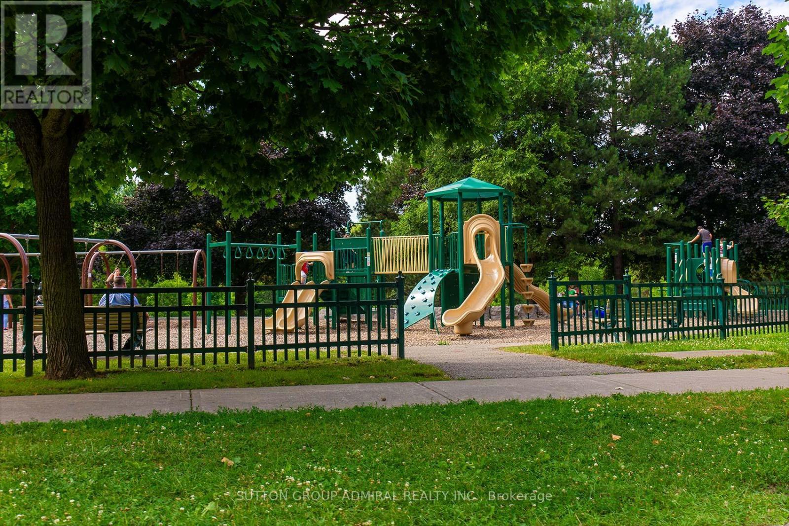 601 - 135 Antibes Drive, Toronto, ON - Outdoor