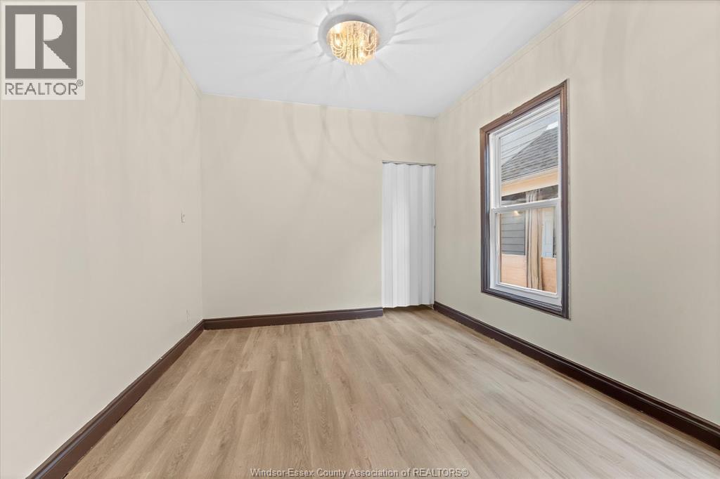 470 Lincoln, Windsor, ON - Indoor Photo Showing Other Room