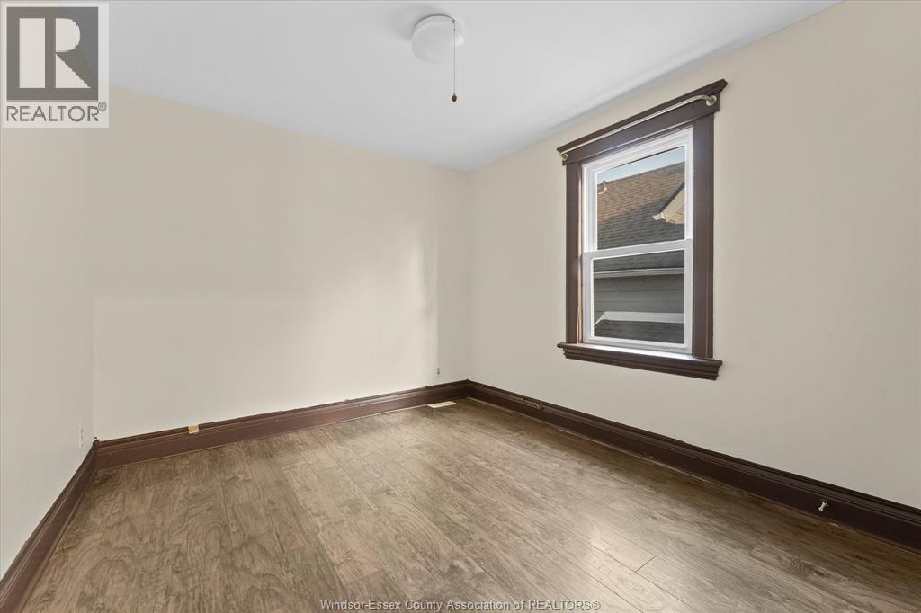 470 Lincoln, Windsor, ON - Indoor Photo Showing Other Room