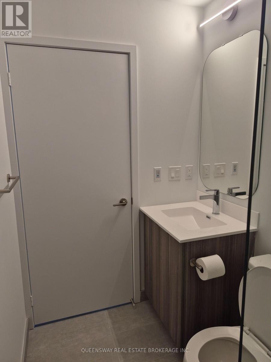 1904 - 15 Richardson Street, Toronto, ON - Indoor Photo Showing Bathroom