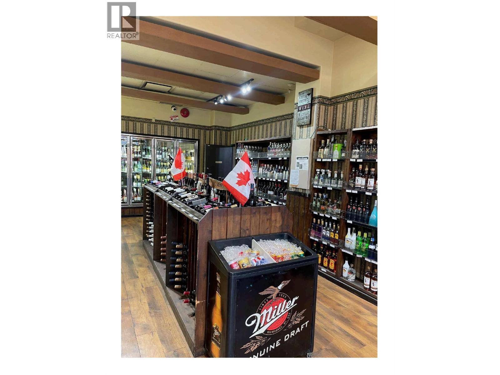 405 Victoria Street Unit# Plaza Liquor Store, Kamloops, BC