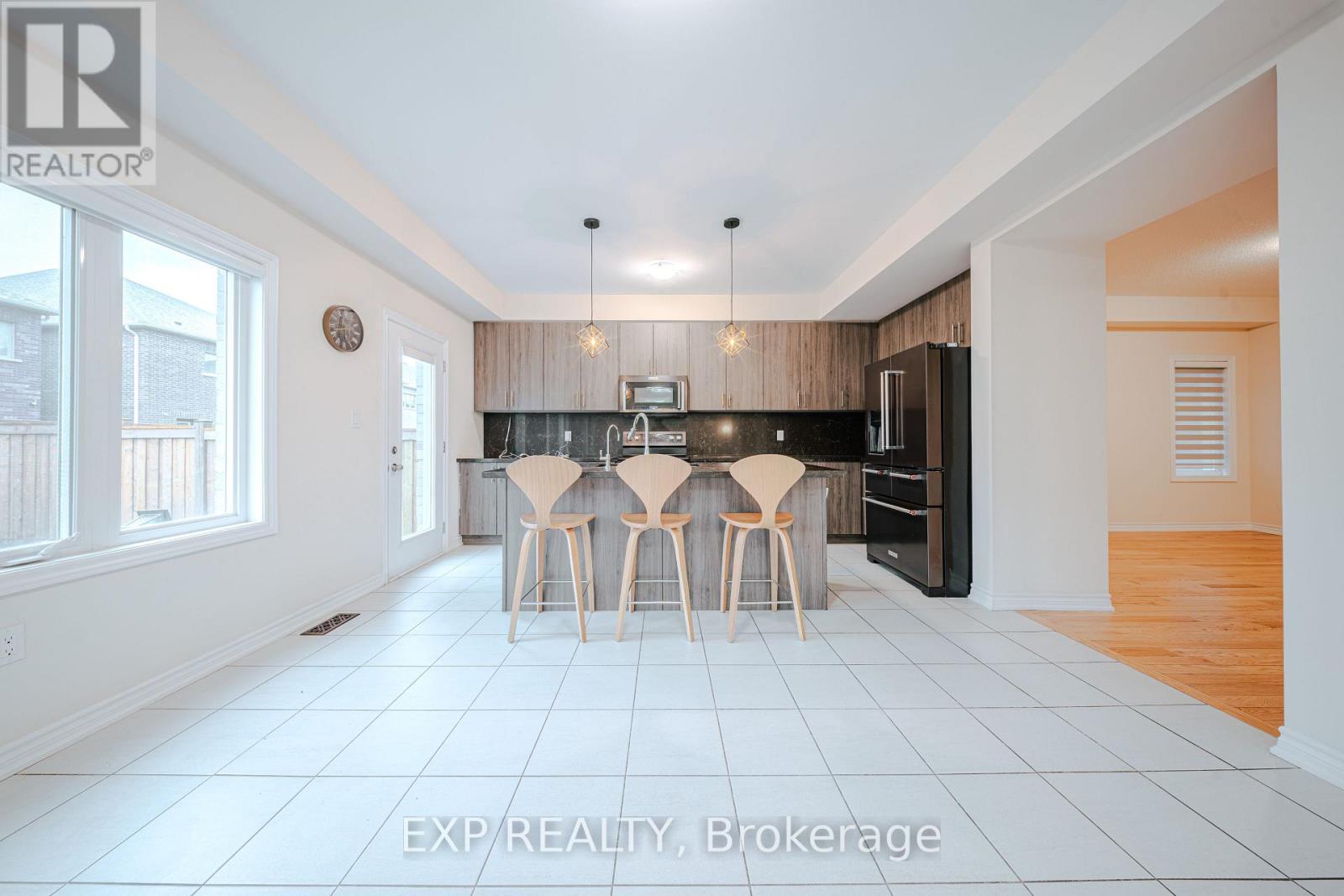 212 Ronald Guscott Street, Oshawa, ON - Indoor