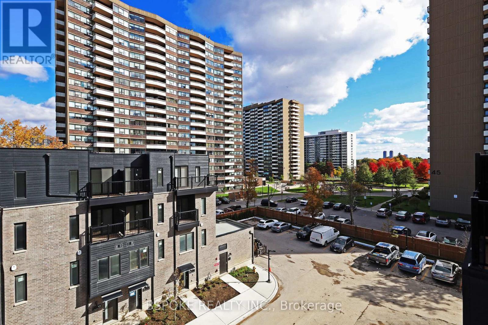 59 - 10 Calamint Lane, Toronto, ON - Outdoor With Facade