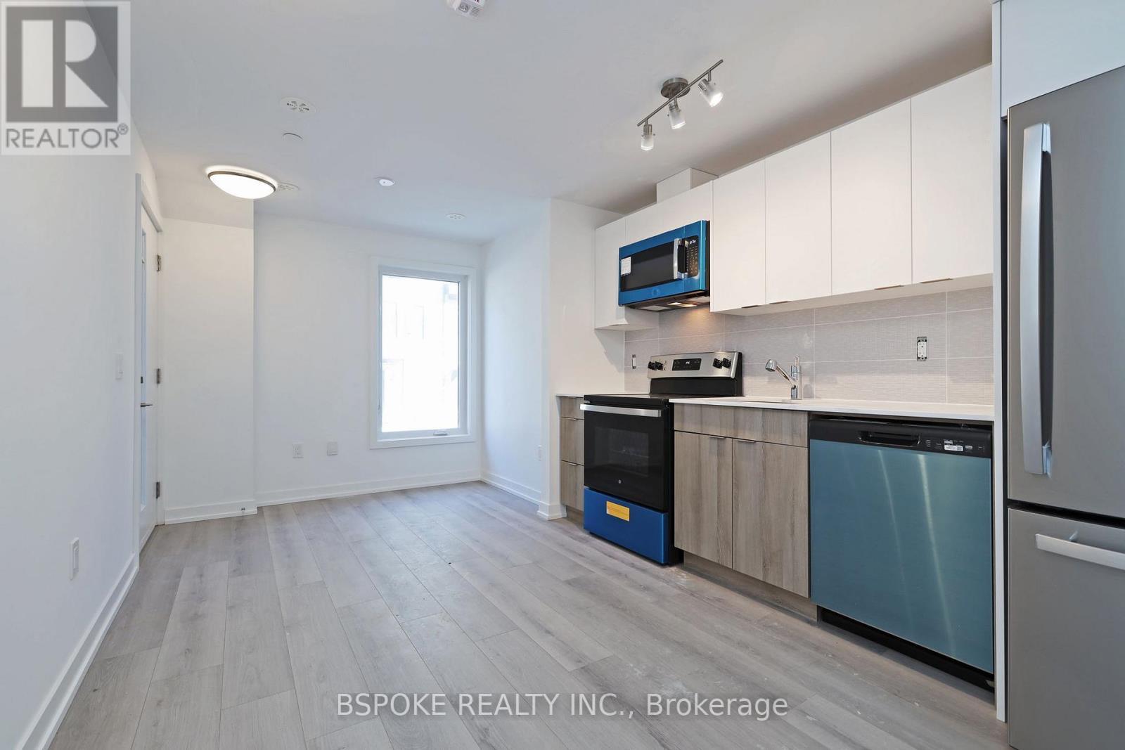 59 - 10 Calamint Lane, Toronto, ON - Indoor Photo Showing Kitchen