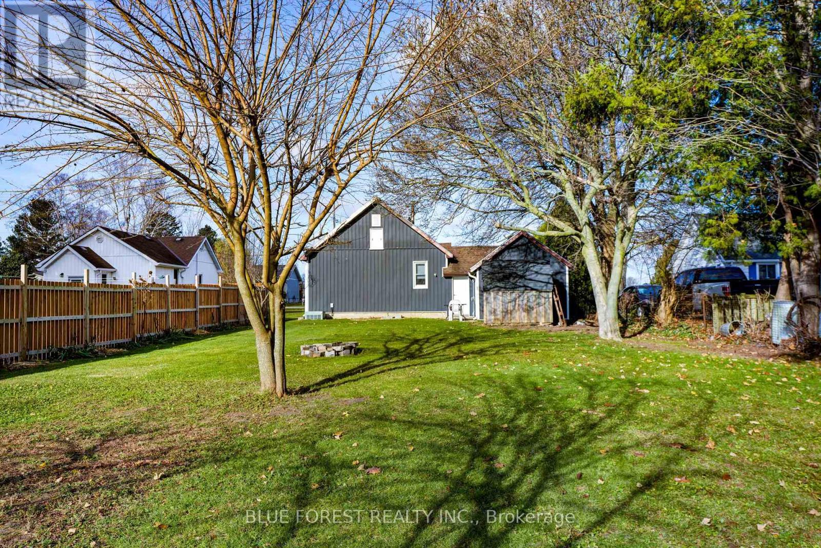 22557 Queens Line, West Elgin (Rodney), ON - Outdoor