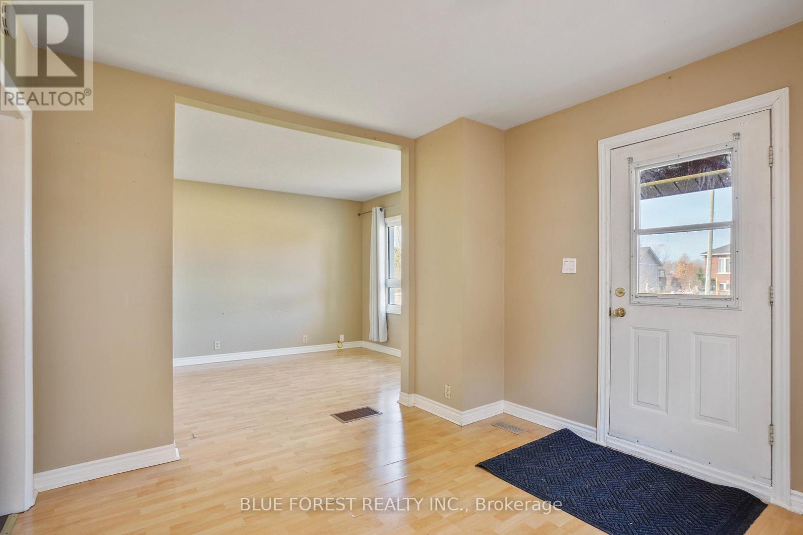 22557 Queens Line, West Elgin (Rodney), ON - Indoor Photo Showing Other Room