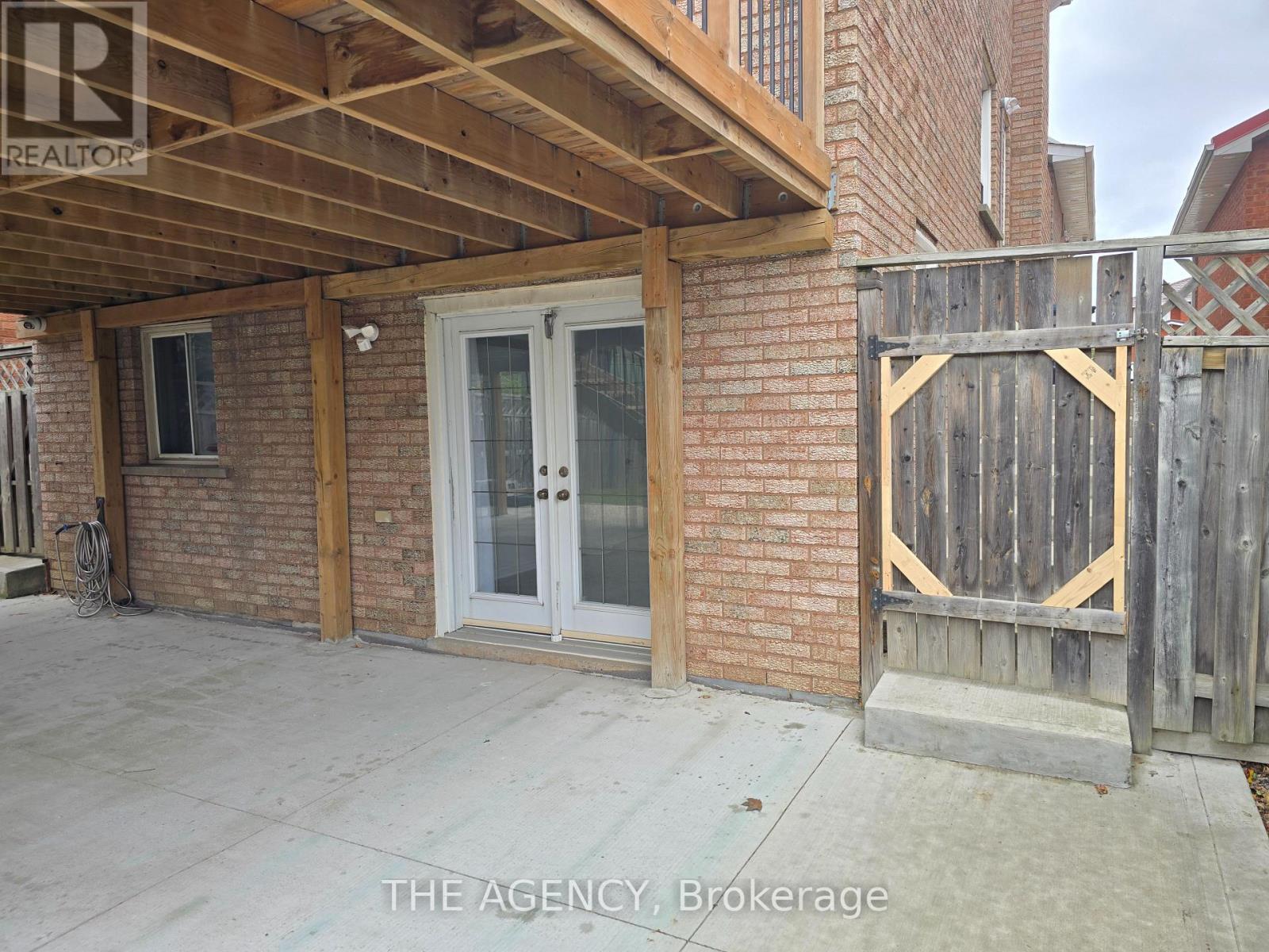 Lower - 139 Cinrickbar Drive, Toronto, ON