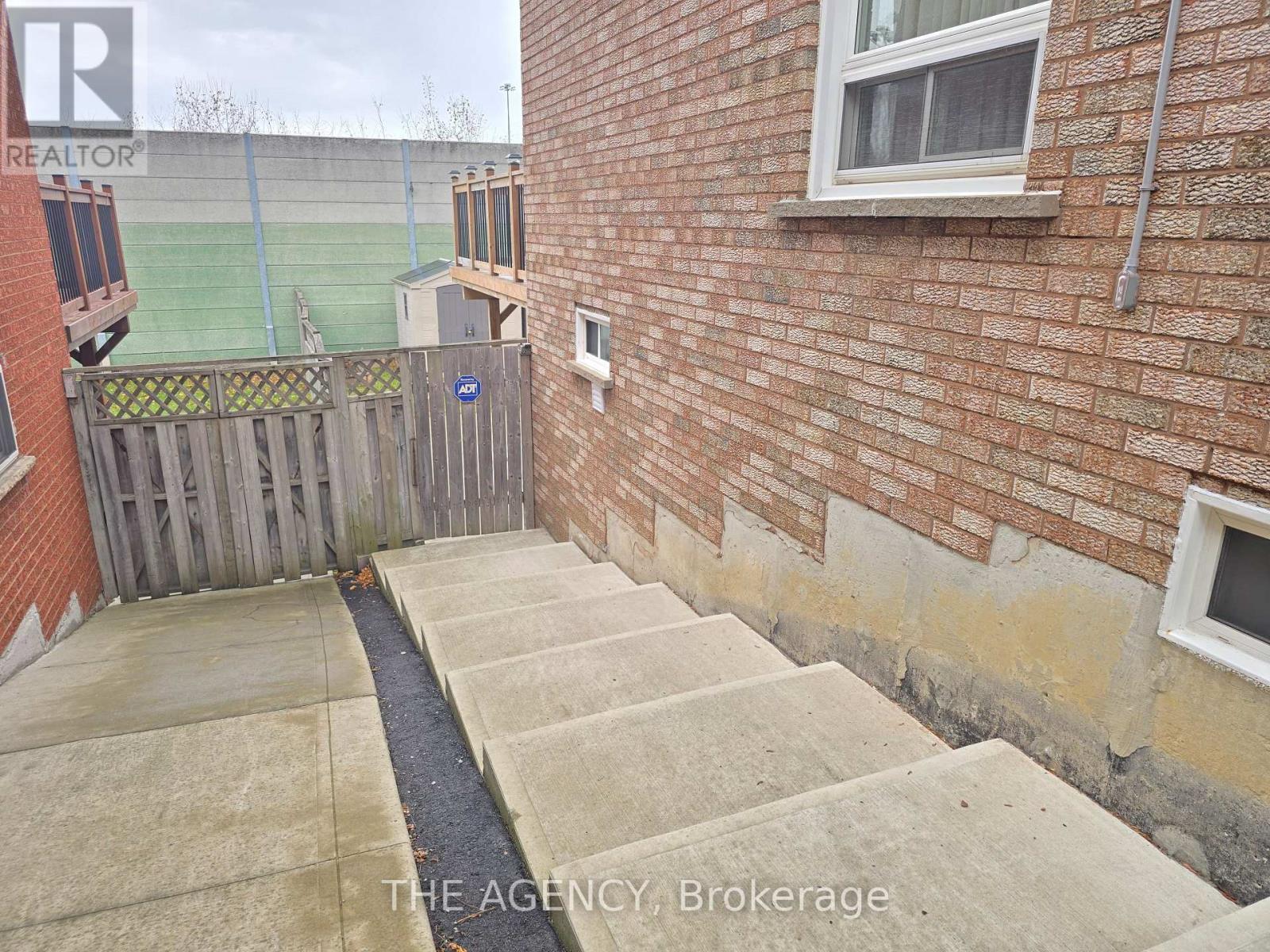 Lower - 139 Cinrickbar Drive, Toronto, ON