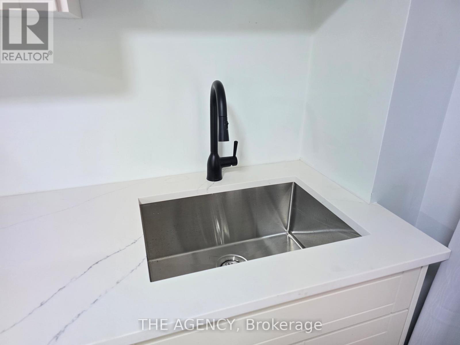 Lower - 139 Cinrickbar Drive, Toronto, ON