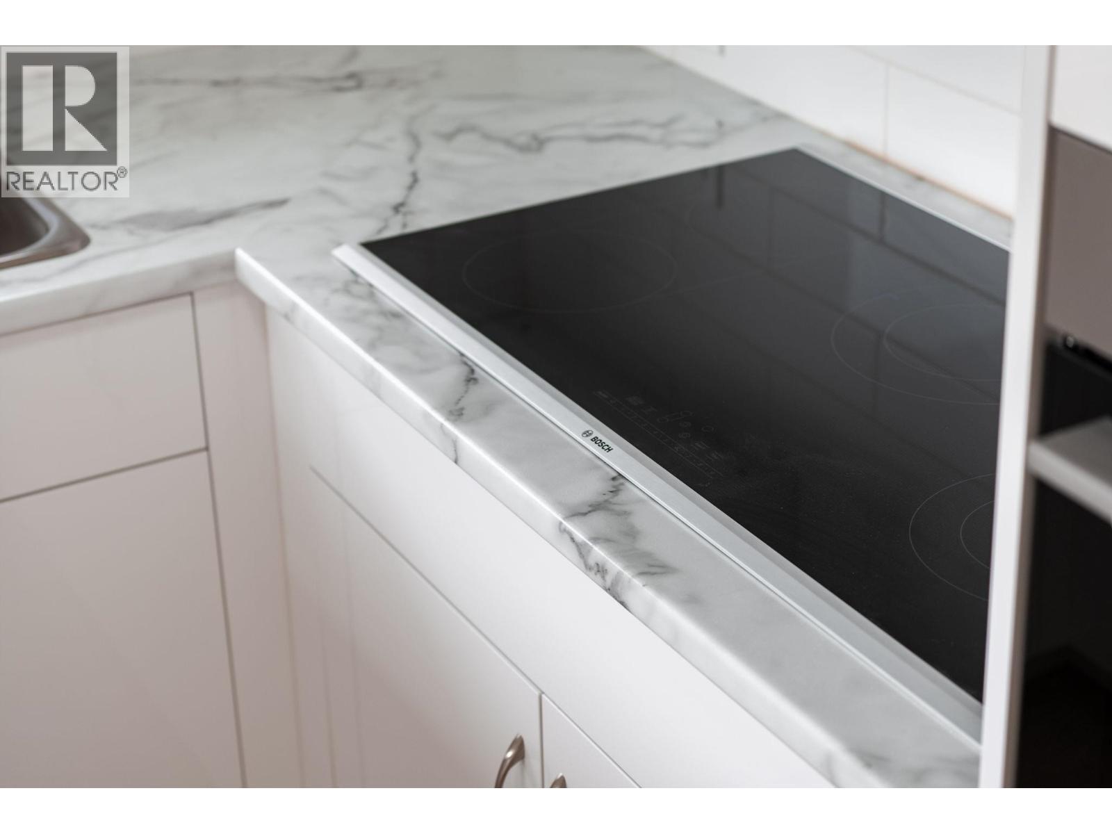 1410 Dansey Avenue, Coquitlam, BC