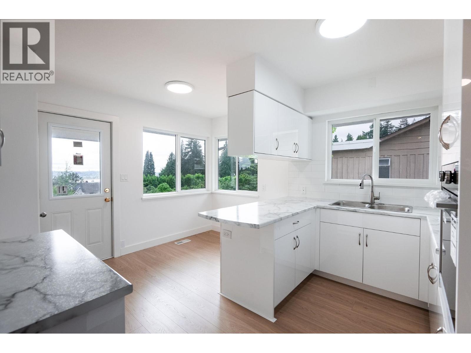 1410 Dansey Avenue, Coquitlam, BC