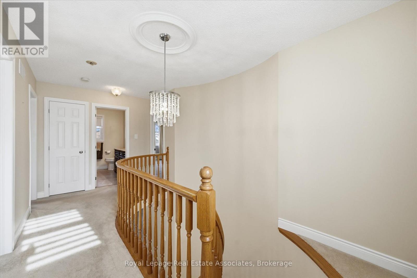 2nd Floor Landing - 47 Elmira Drive, Hamilton, ON - Indoor Photo Showing Other Room