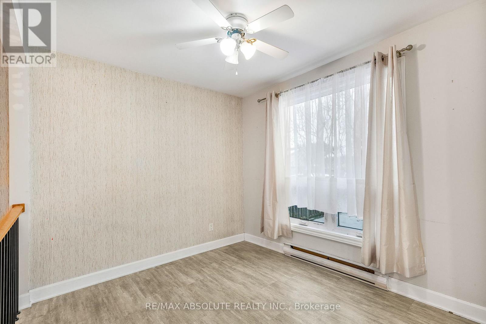 366 Charron Street, Clarence-Rockland, ON - Indoor Photo Showing Other Room