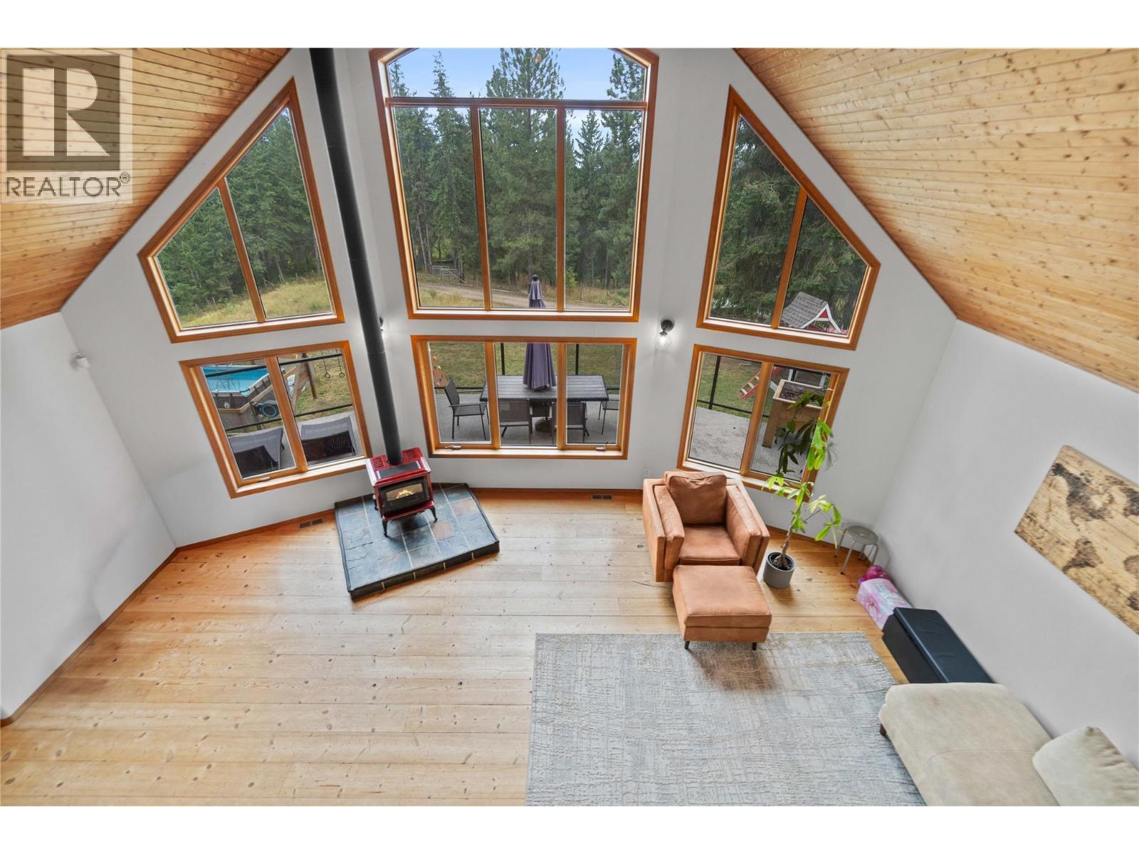 65 Furlong Road, Enderby, BC - Indoor Photo Showing Other Room