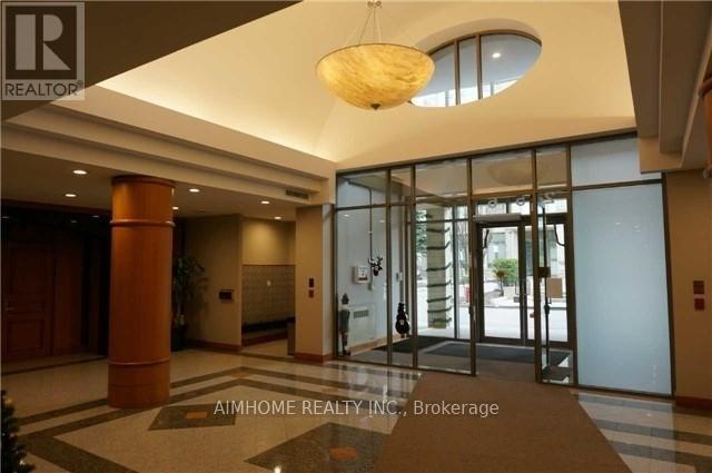 1103 - 256 Doris Avenue, Toronto, ON - Indoor Photo Showing Other Room