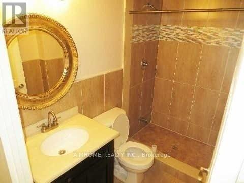 1103 - 256 Doris Avenue, Toronto, ON - Indoor Photo Showing Bathroom