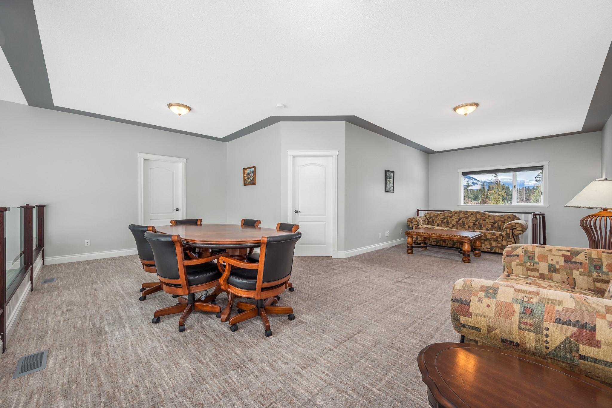 202-3473 Lakeview Place, Enderby, BC - Indoor