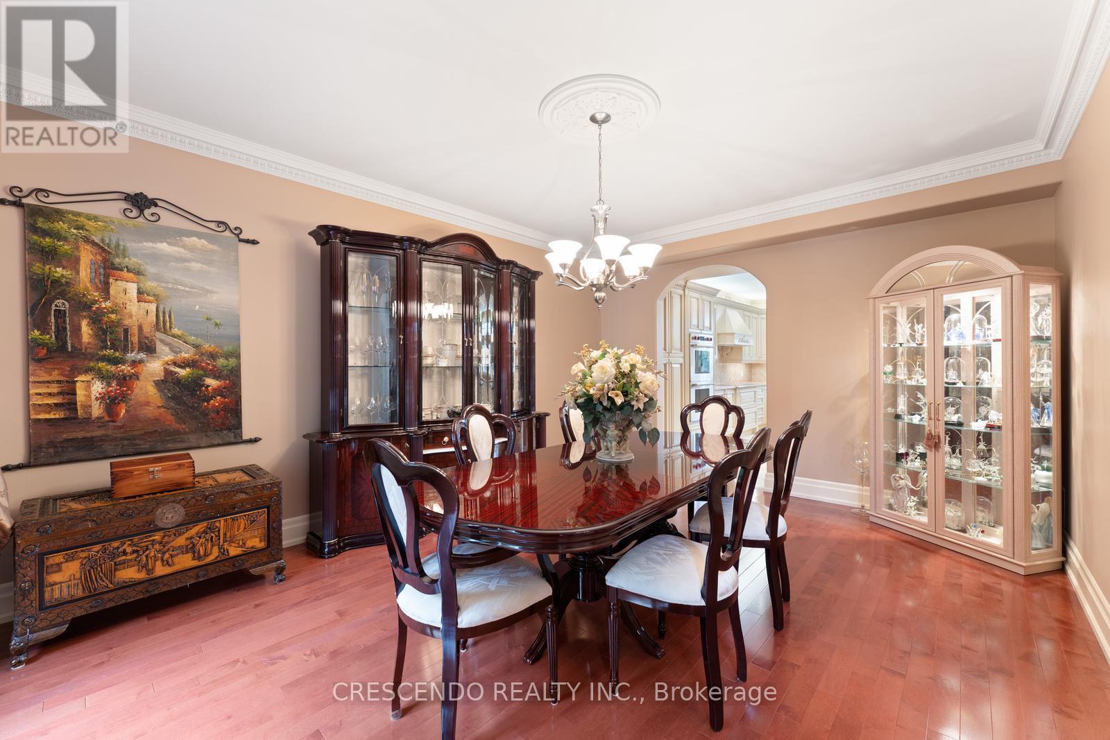 2 Prince Adam Court, King, ON - Indoor Photo Showing Dining Room
