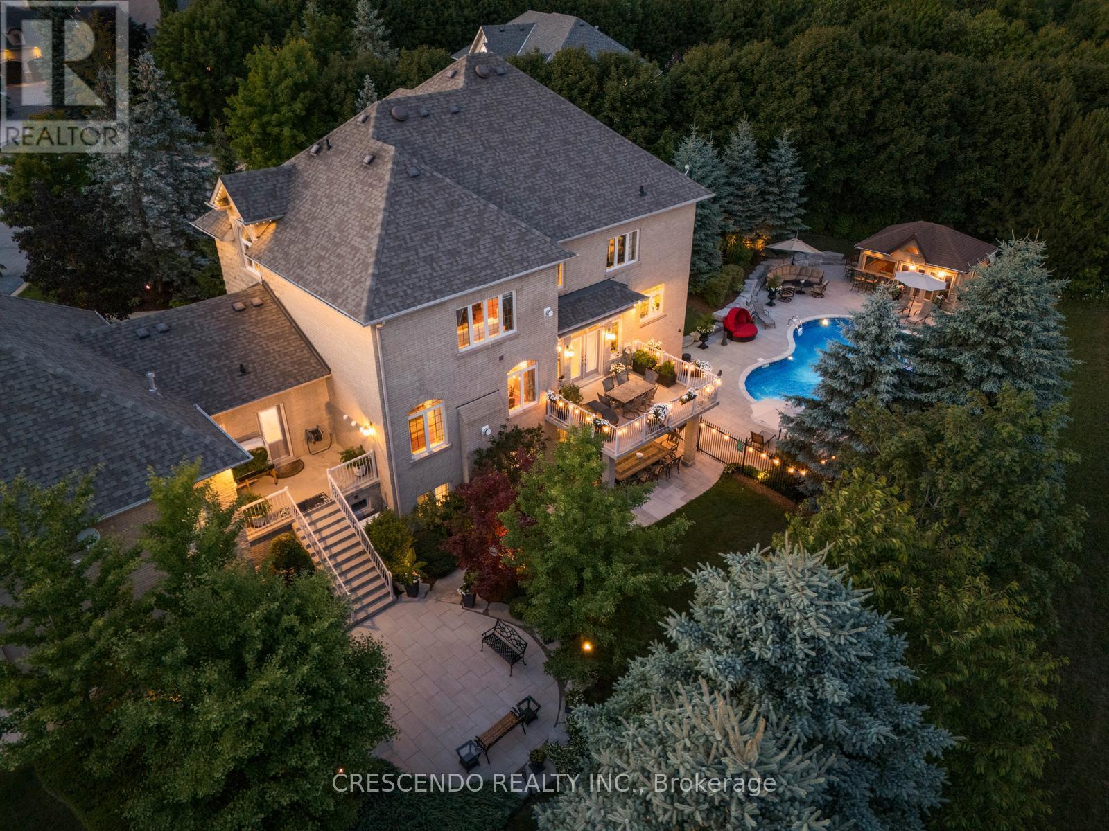 2 Prince Adam Court, King, ON - Outdoor With In Ground Pool