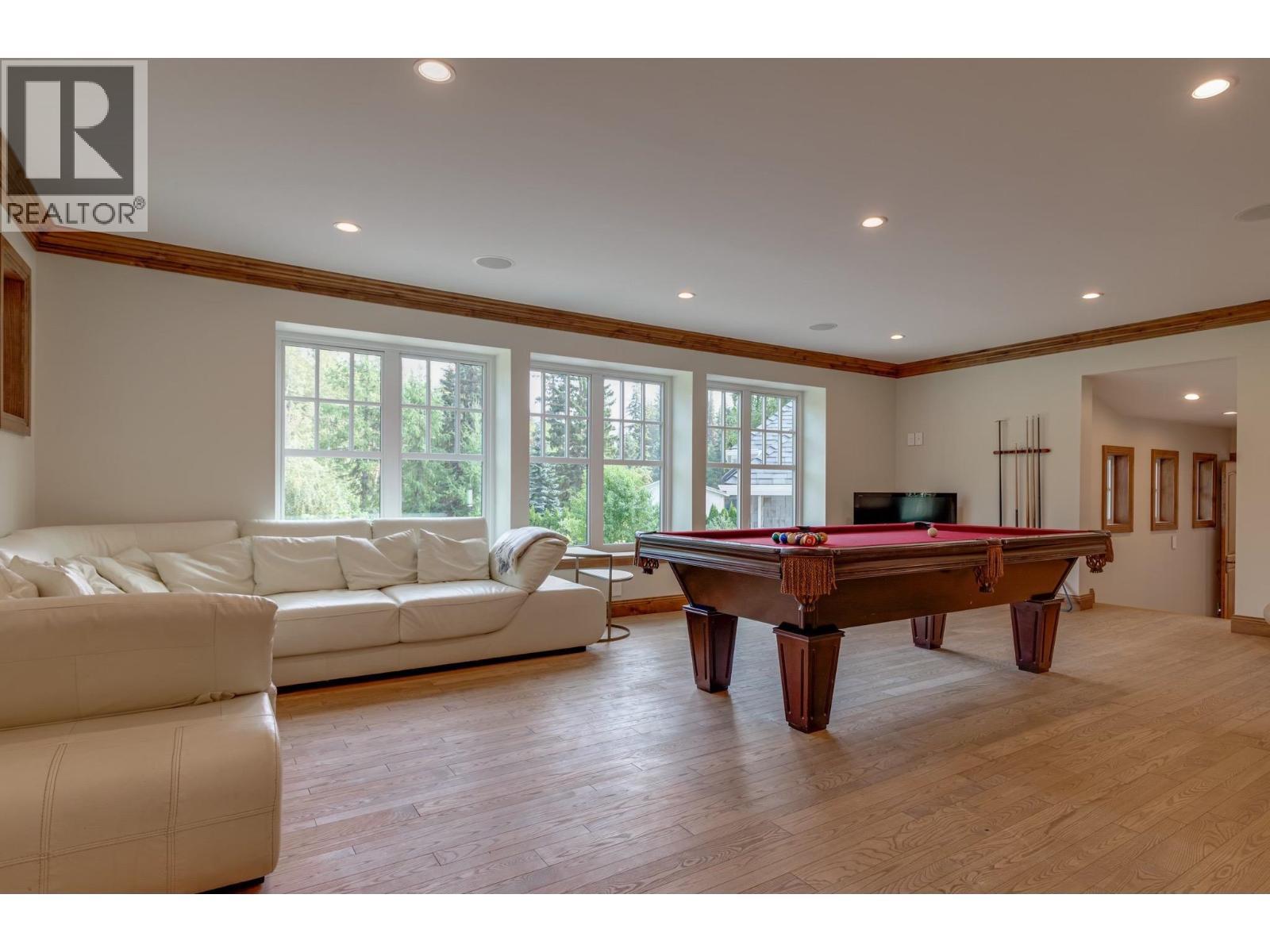 7015 Bench Drive, Prince George, BC - Indoor Photo Showing Other Room