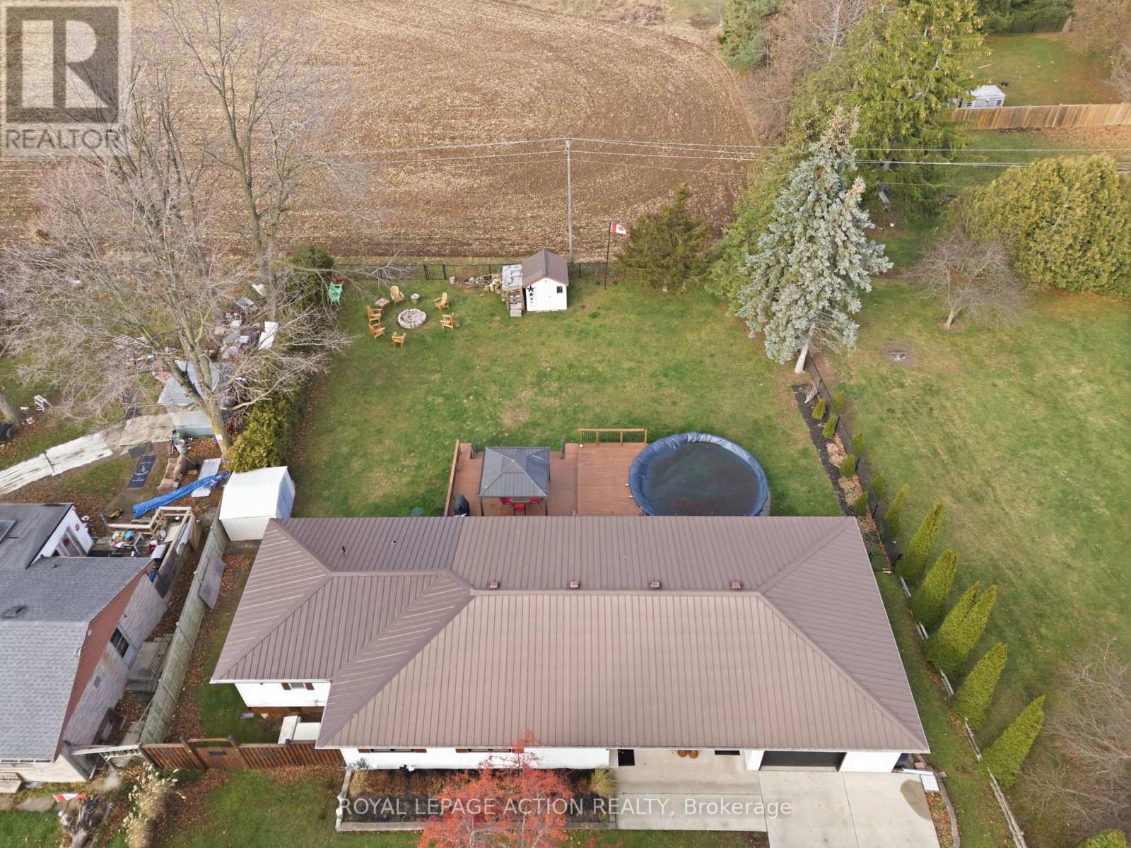 33 Dufferin Street, Brant, ON - Outdoor