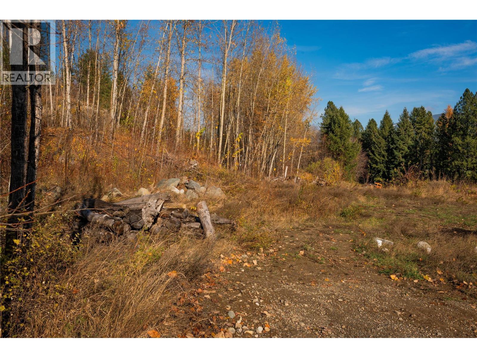 220 Whitman Way, Warfield, BC