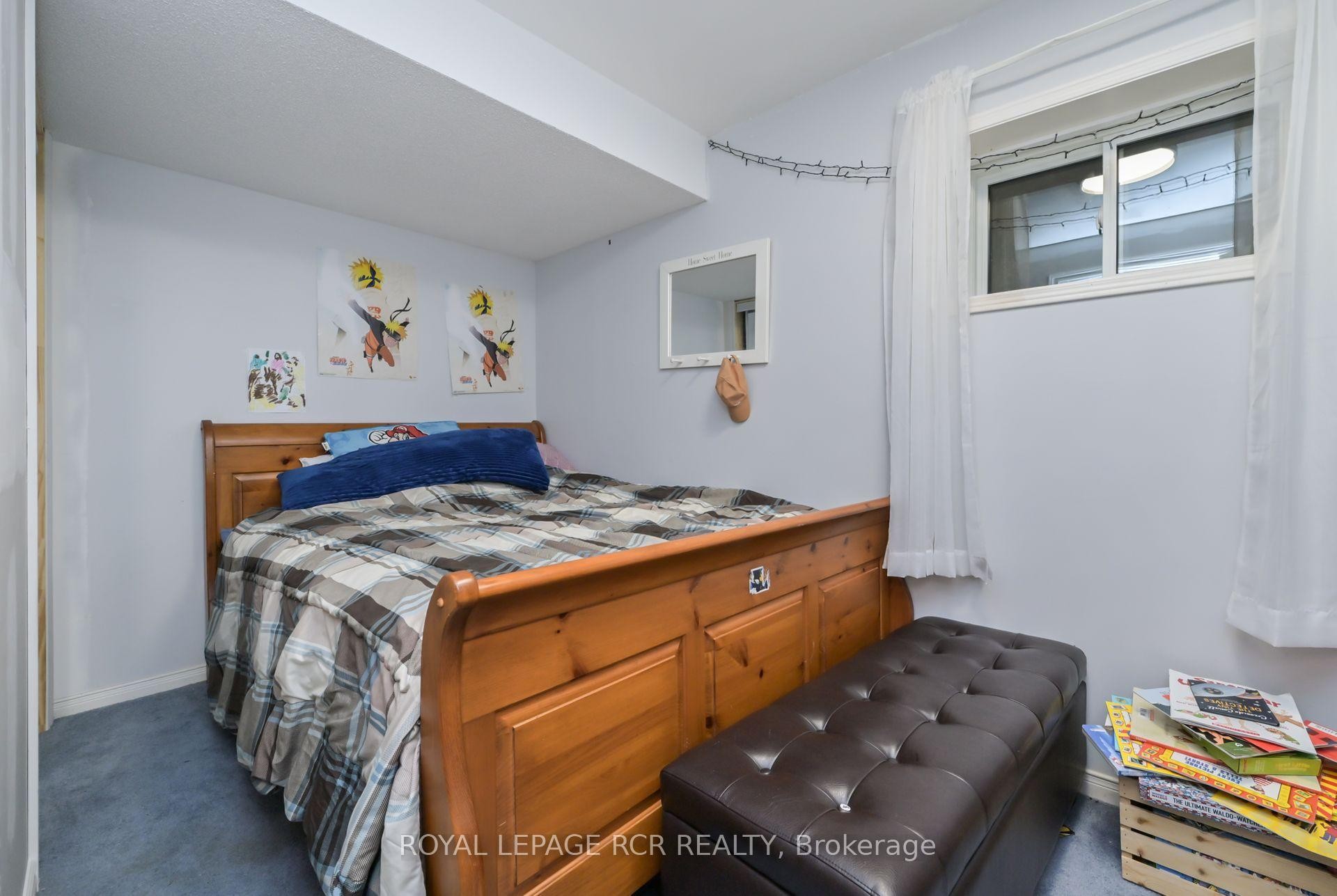 121 Dyer Drive, Wasaga Beach, ON - Indoor Photo Showing Bedroom