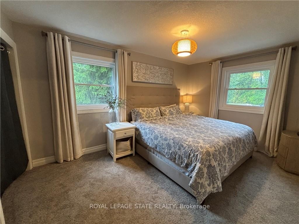 104 Diltz Road, Haldimand, ON - Indoor Photo Showing Bedroom