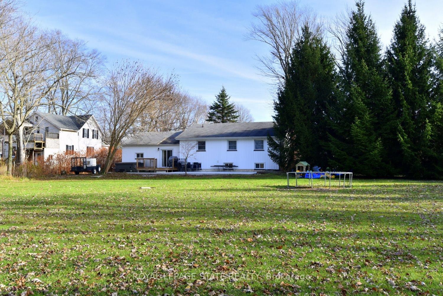 104 Diltz Road, Haldimand, ON - Outdoor